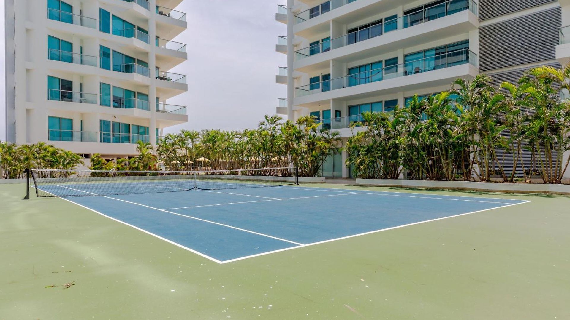 Apartamento De Lujo En Seaway935 - Morros *