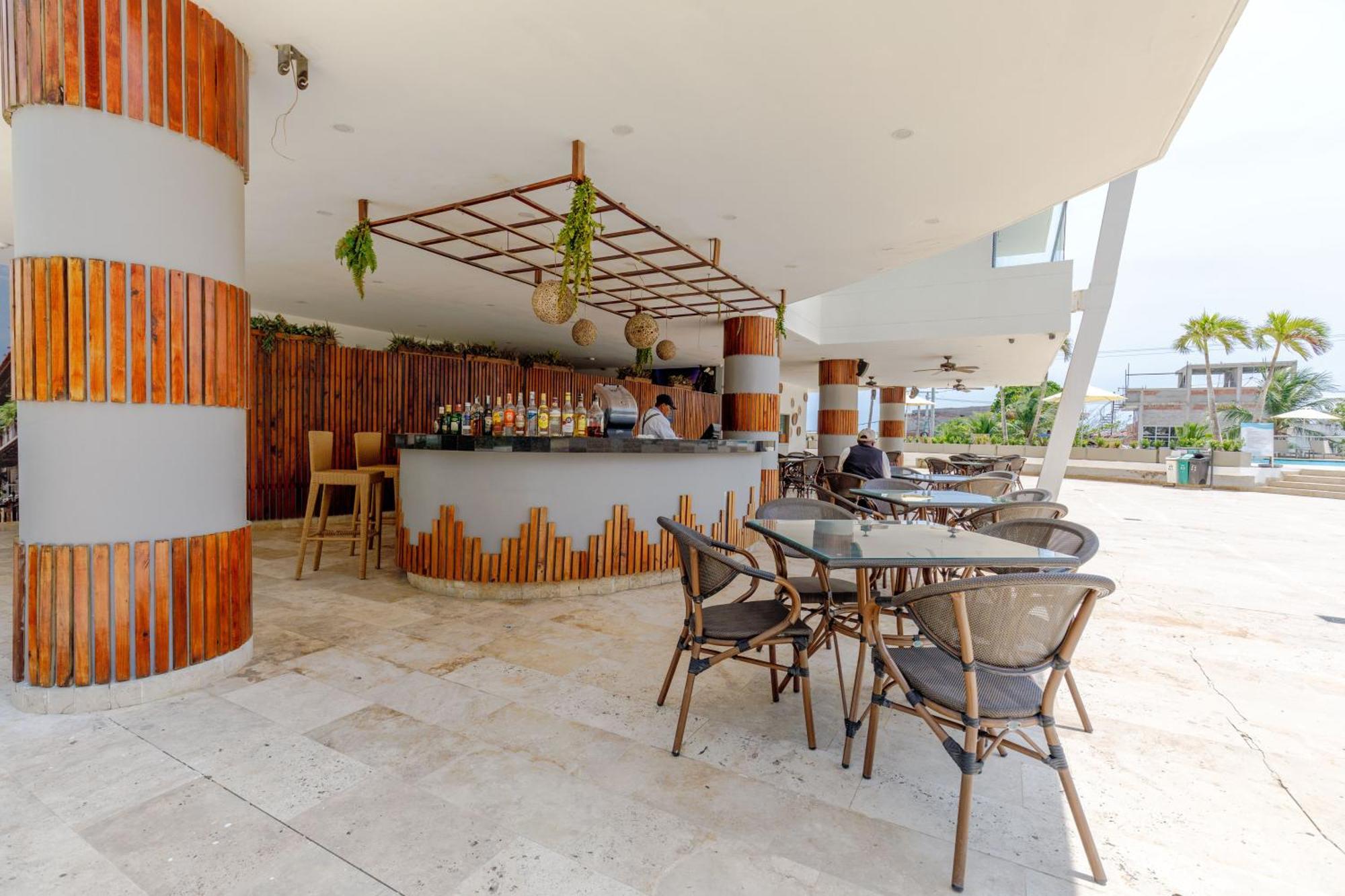 De Lujo En Seaway935 - Morros *